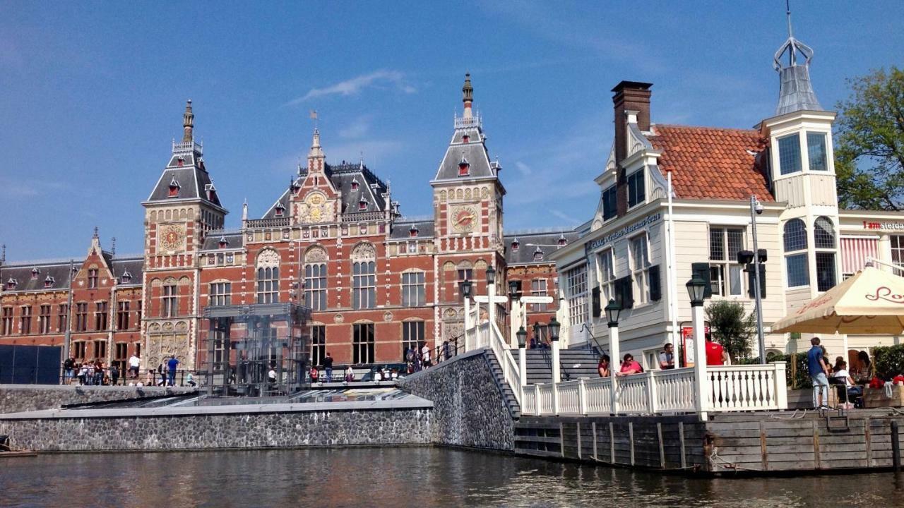 Room With A Few Amsterdam Exterior foto